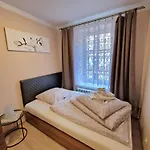 Aparthouse Center - 5 Min Rynek & Pkp - Self Check-in 24h