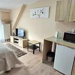 Aparthouse Center - 5 Min Rynek & Pkp - Self Check-in 24h Katowice