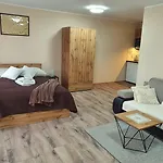 Aparthouse Center - 5 Min Rynek & Pkp - Self Check-in 24h * Katowice