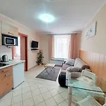 Aparthouse Center - 5 Min Rynek & Pkp - Self Check-in 24h * 카토비체