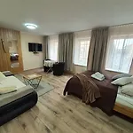 Aparthouse Center - 5 Min Rynek & Pkp - Self Check-in 24h דירה
