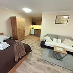 Aparthouse Center - 5 Min Rynek & Pkp - Self Check-in 24h