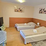 Aparthouse Center - 5 Min Rynek & Pkp - Self Check-in 24h קטוביץ