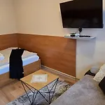 Lägenhet Aparthouse Center - 5 Min Rynek & Pkp - Self Check-in 24h Katowice