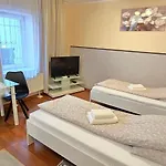 아파트 Aparthouse Center - 5 Min Rynek & Pkp - Self Check-in 24h *