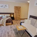 Aparthouse Center - 5 Min Rynek & Pkp - Self Check-in 24h קטוביץ
