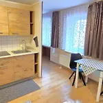 Aparthouse Center - 5 Min Rynek & Pkp - Self Check-in 24h 아파트 *