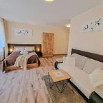 Aparthouse Center - 5 Min Rynek & Pkp - Self Check-in 24h דירה קטוביץ