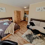 Aparthouse Center - 5 Min Rynek & Pkp - Self Check-in 24h 아파트 *