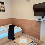 شقة Aparthouse Center - 5 Min Rynek & Pkp - Self Check-in 24h كاتوفيتسه
