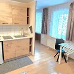 Aparthouse Center - 5 Min Rynek & Pkp - Self Check-in 24h شقة