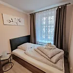 شقة Aparthouse Center - 5 Min Rynek & Pkp - Self Check-in 24h كاتوفيتسه