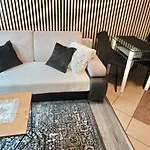 شقة Aparthouse Center - 5 Min Rynek & Pkp - Self Check-in 24h كاتوفيتسه