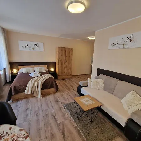 Aparthouse Centrum - In The Center Near The Train Station Apartment
