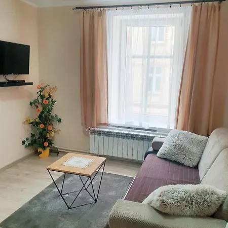 Apartment Aparthouse Centrum - In The Center Near The Train Station *