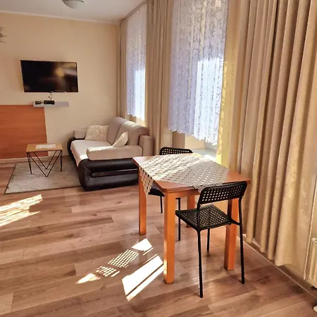 Apartment Aparthouse Centrum - In The Center Near The Train Station *