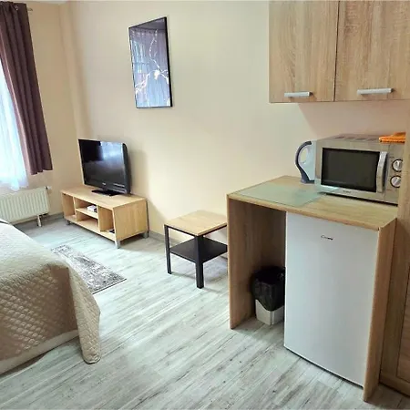 Apartment Aparthouse Centrum - In The Center Near The Train Station *