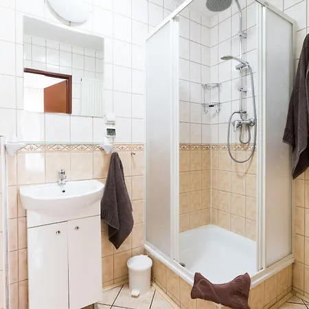 Aparthouse Centrum - In The Center Near The Train Station Διαμέρισμα Κατοβίτσε