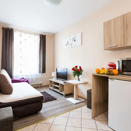 Aparthouse Center - & - 5 Min Rynek & Pkp - Self Check-in 24h * Katowice