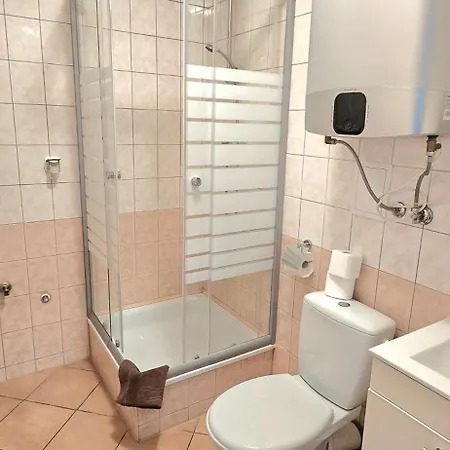 Aparthouse Center - & - 5 Min Rynek & Pkp - Self Check-in 24h