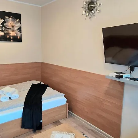 Aparthouse Center - 5 Min Rynek & Pkp - Self Check-in 24h Apartman *