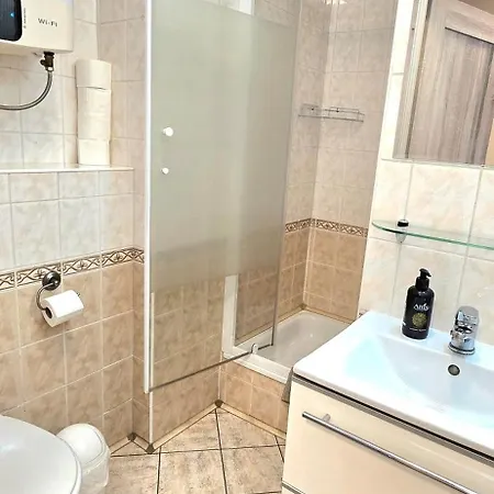 Aparthouse Center - & - 5 Min Rynek & Pkp - Self Check-in 24h *
