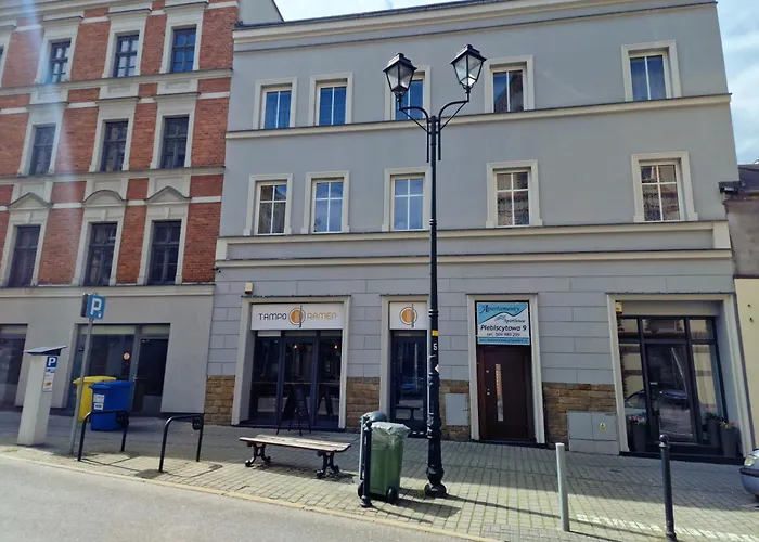 Апартаменты Aparthouse Centrum - In The Center Near The Train Station *