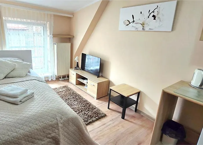 Aparthouse Centrum - In The Center Near The Train Station Appartement *