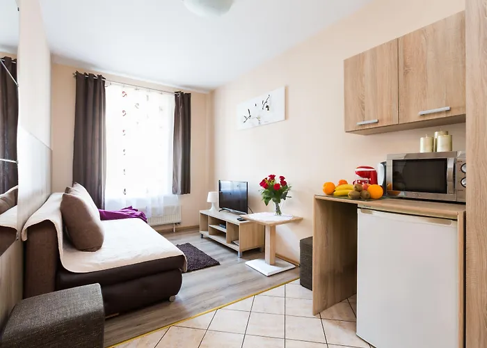 Aparthouse Centrum - In The Center Near The Train Station * Katowice