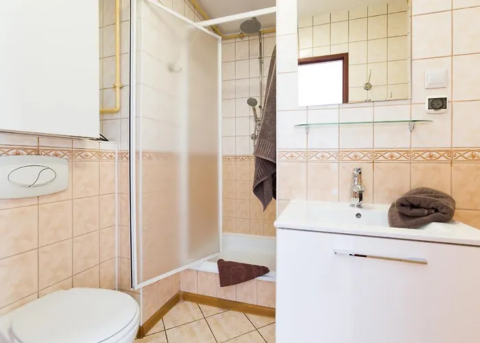 Aparthouse Centrum - In The Center Near The Train Station * Katowice